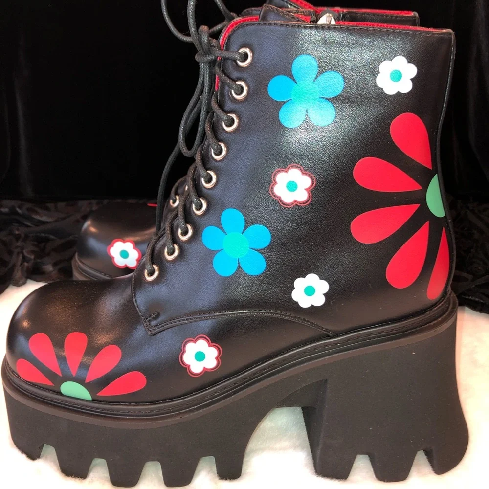 Dolls Kill Flower Power Platforms w/zippers - NWT